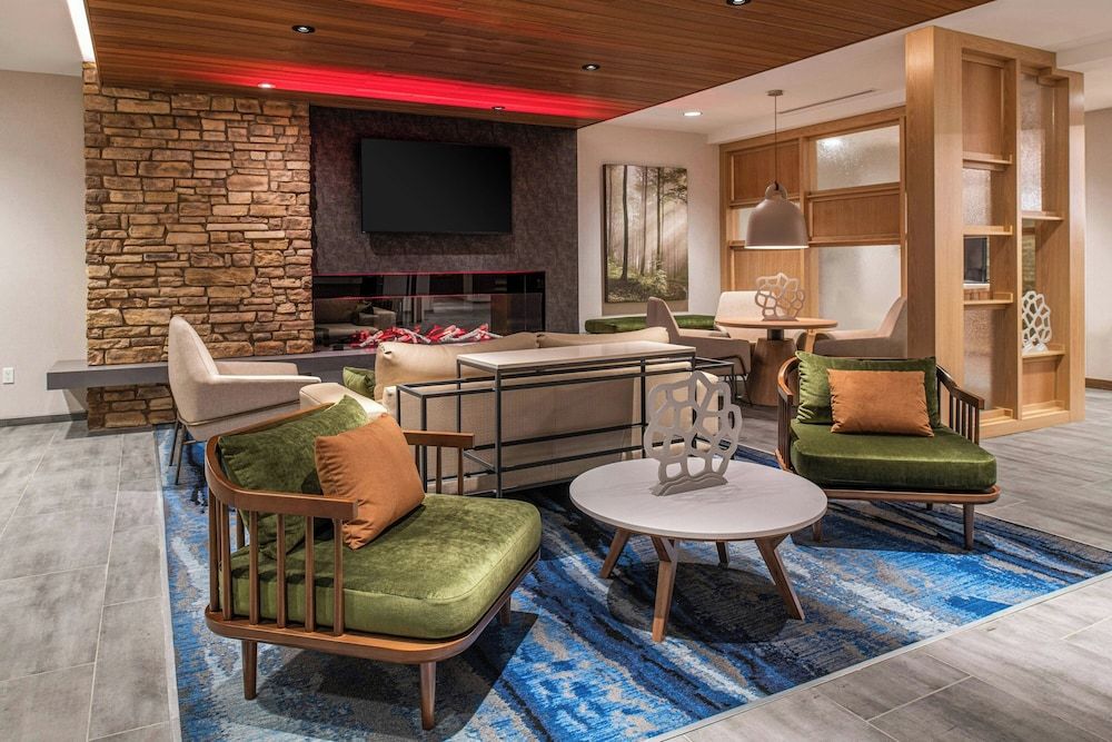 Fairfield by Marriott Inn & Suites Winters Davis 3