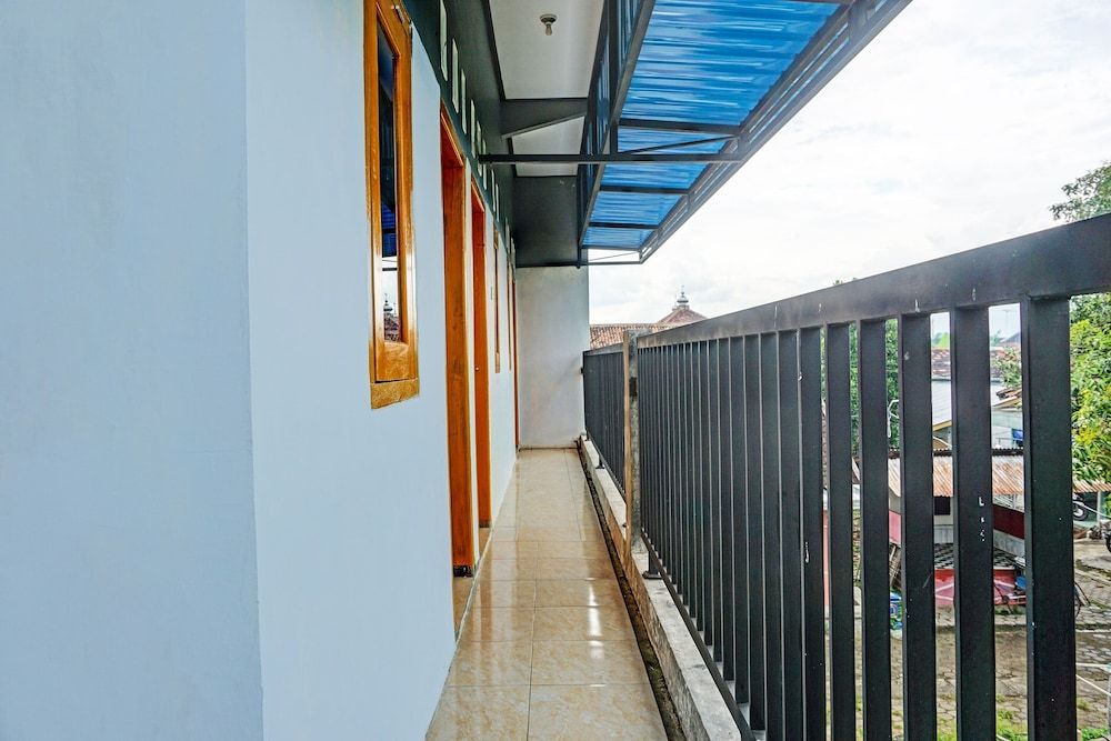 Hotel O Kost Pak Suyatno Syariah 3