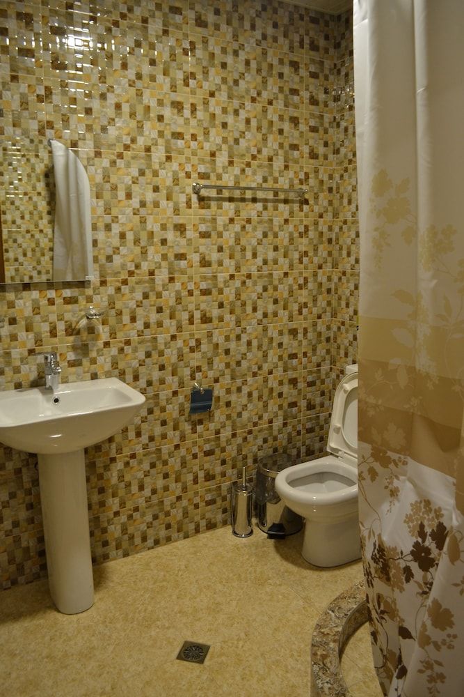 AVAGYAN'S Hotel - Restaurant 3