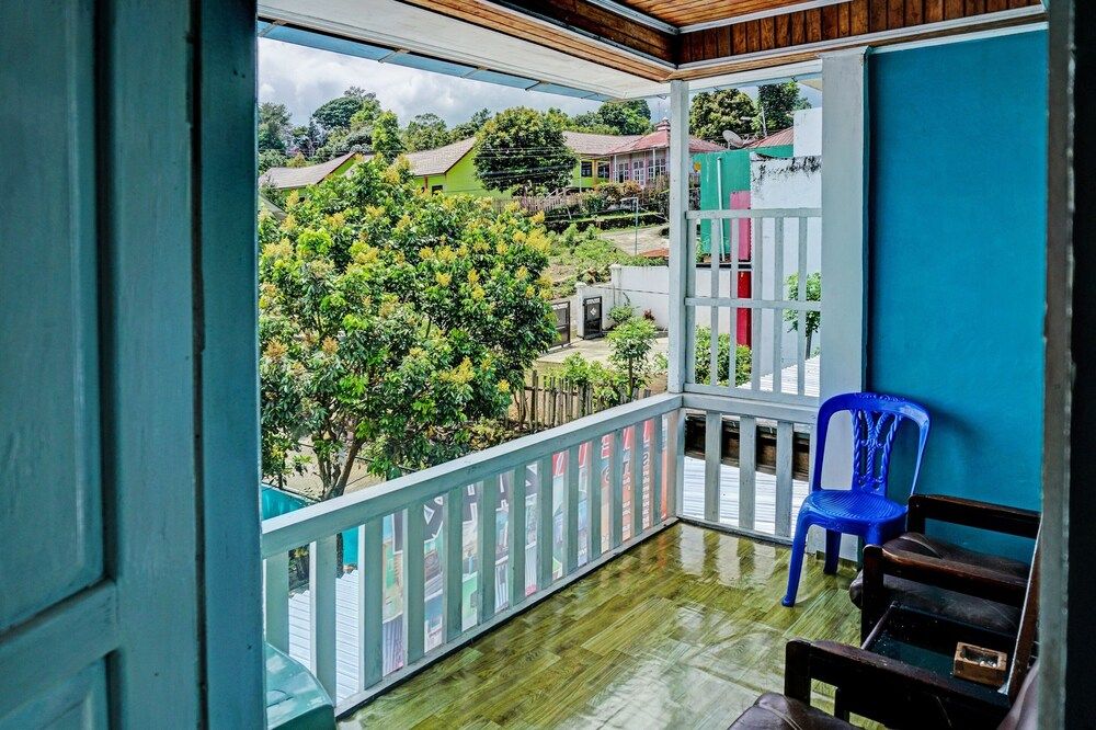 SPOT ON 92169 Homestay Zahra Syariah 3