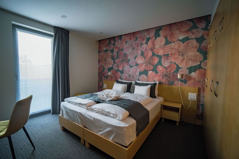 Eleven Business & Sport Hotel 2