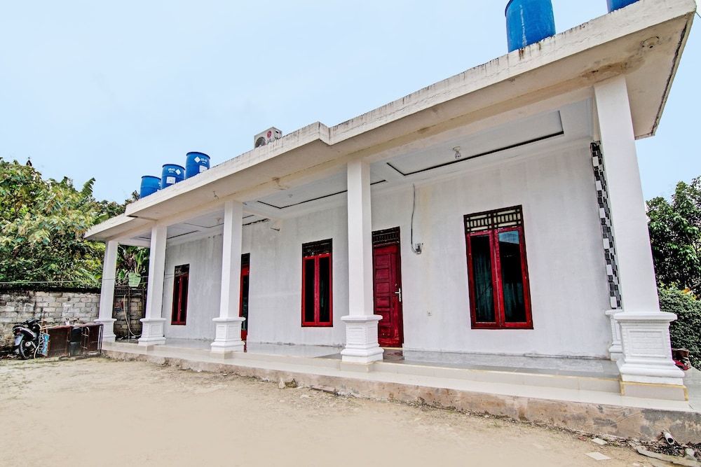 Hotel O Wisma Cendana Syariah Near PASAR FLAMBOYAN 2 estrellas en Bencahkuning