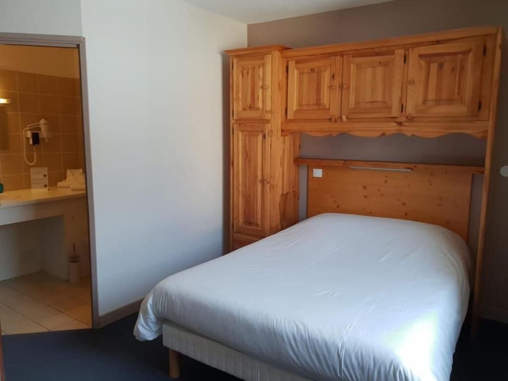 Auberge Communale - La Fruitière Péron 2