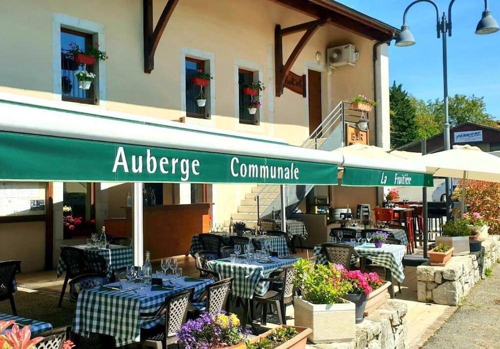 Auberge Communale - La Fruitière Péron -1 estrellas en Péron