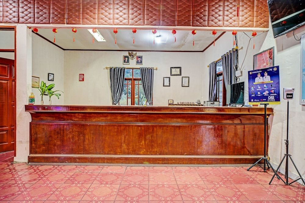 Capital O 92214 Beristera Hotel 2