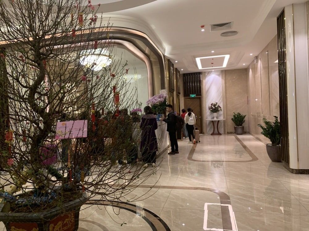 Quynh Trang Hung Yen Hotel 2