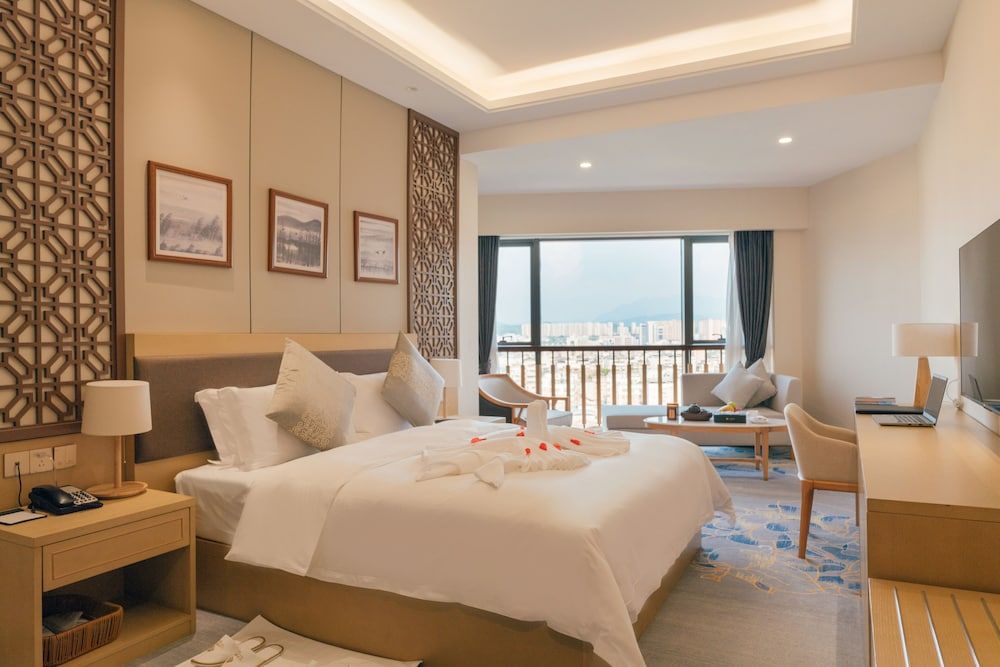 White Swan Guest House Meizhou 3
