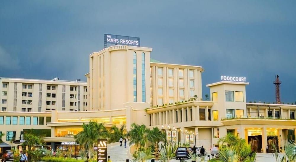 Mars Resorts 5 estrellas en Meerut