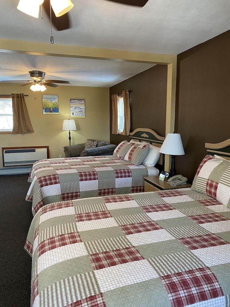 Little Bluff Inn 3