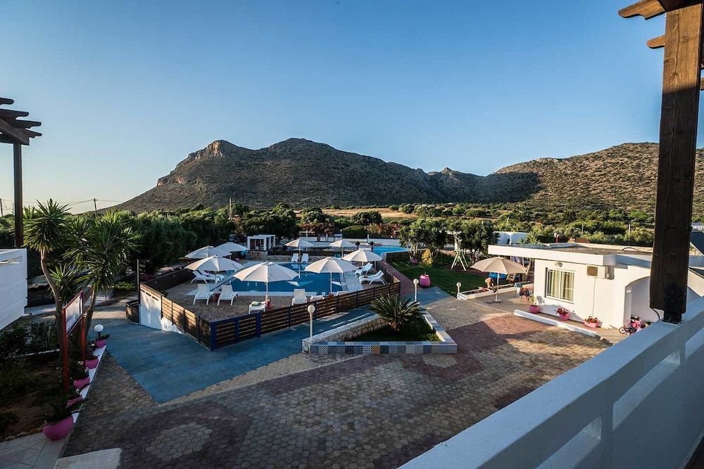 Paradisio Baby and Kinder Hotel -1 estrellas en Stavros
