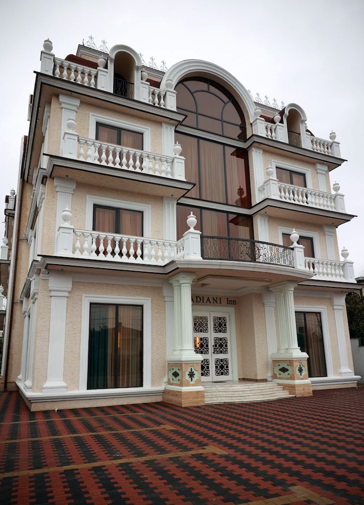DADIANI Inn -1 estrellas en Zugdidi