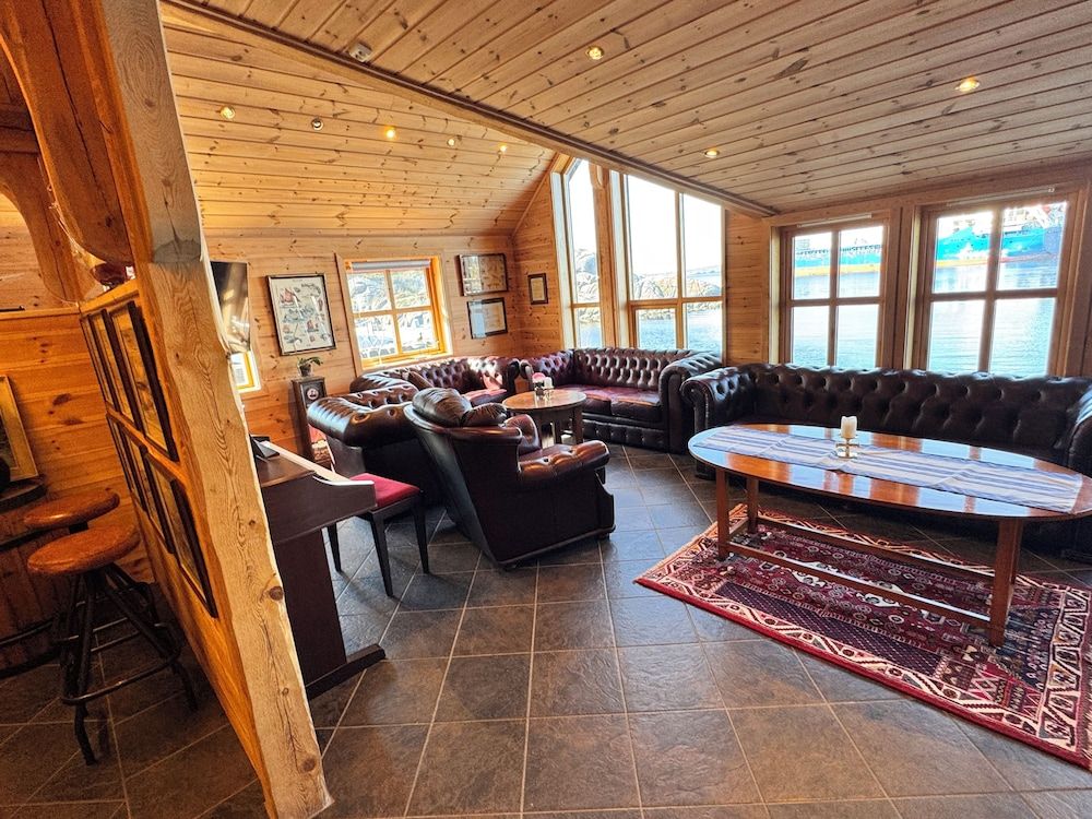 Sirevåg Hotel -1 estrellas en Sirevåg