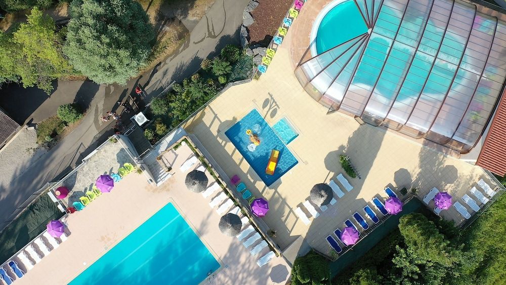Camping Le Moulin -1 estrellas en Patornay