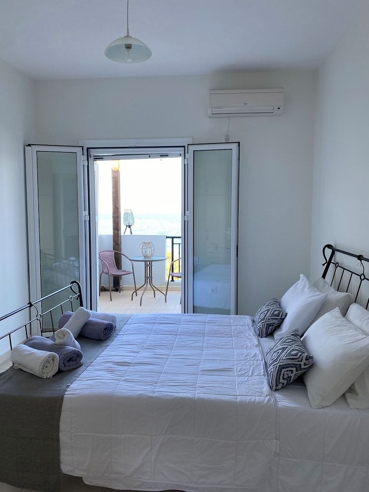 Amaltheia Beach Front Houses 3