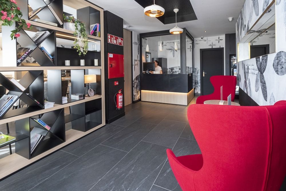 Hotel Sercotel Plana Suites 2