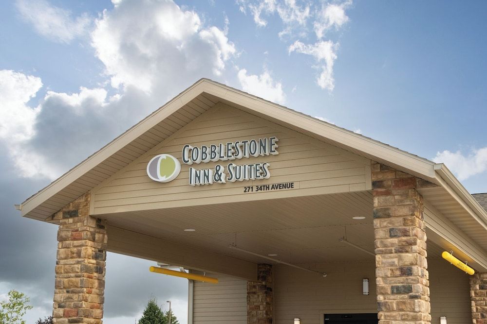 Cobblestone Inn & Suites - Sheldon 2 estrelas em Sheldon