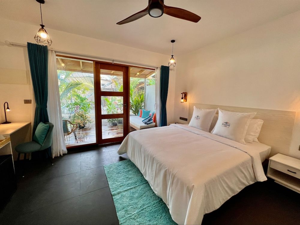 Seaside Dhigurah 3