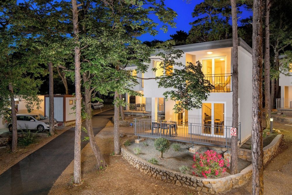 Holiday Homes Oštro 4 estrellas en Kraljevica