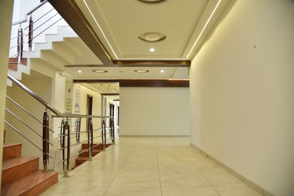 Hotel Savera Inn 2