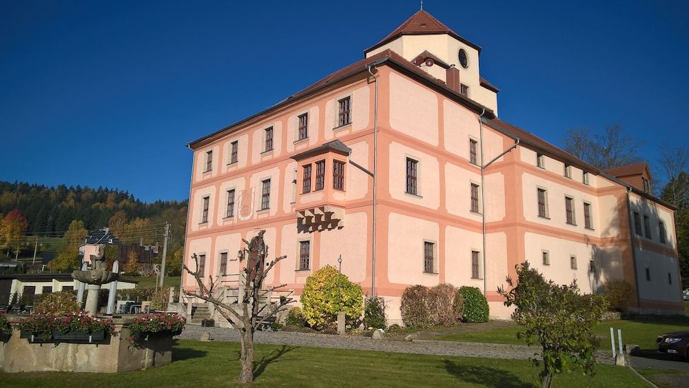 Schloß Schönberg -1 estrellas en Bad Brambach