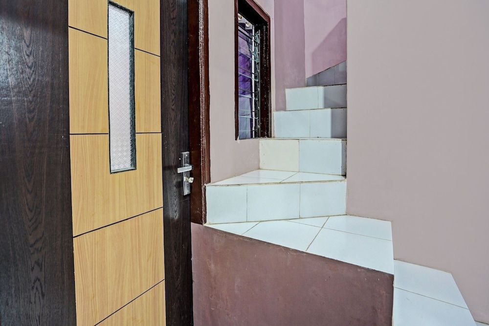 Hotel O Sobat Ijen HomestayNearSungai Prengsengan 2
