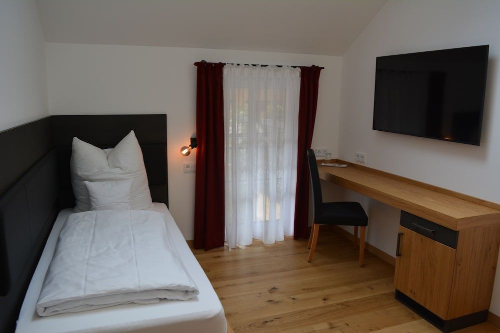Gasthof & Hotel Bichler 2