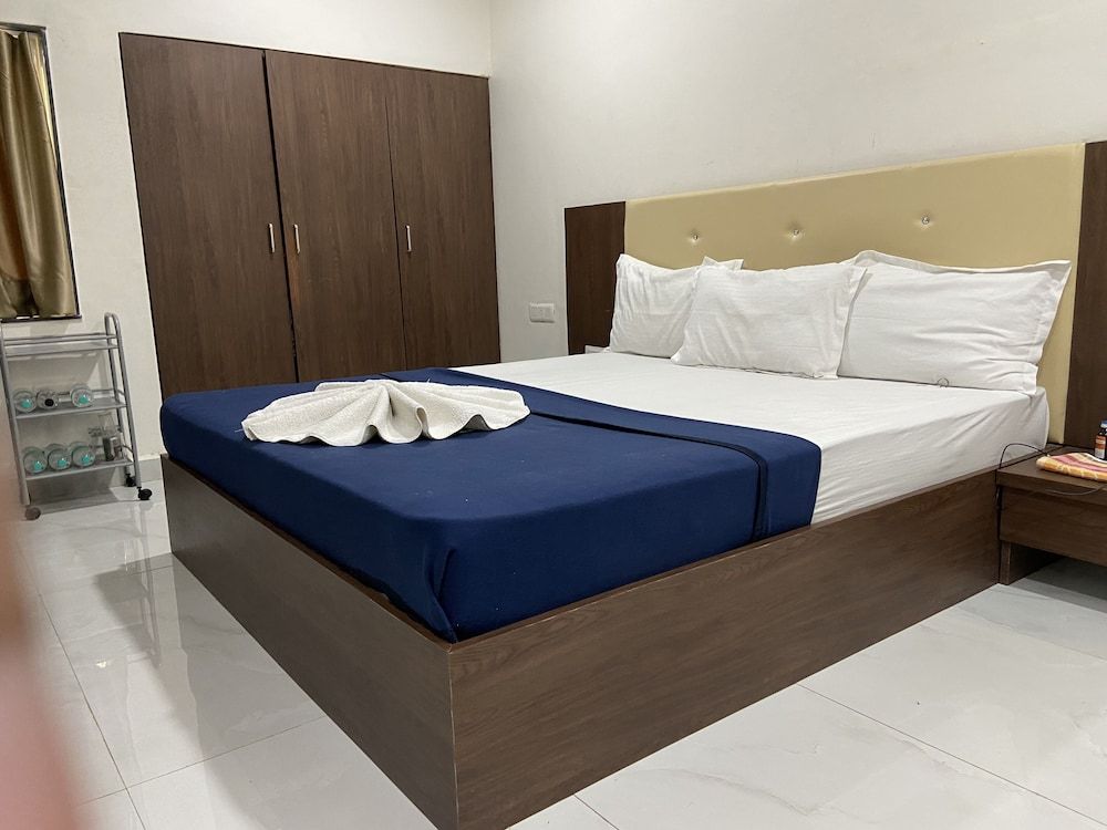 Hotel Millennium Plaza 2