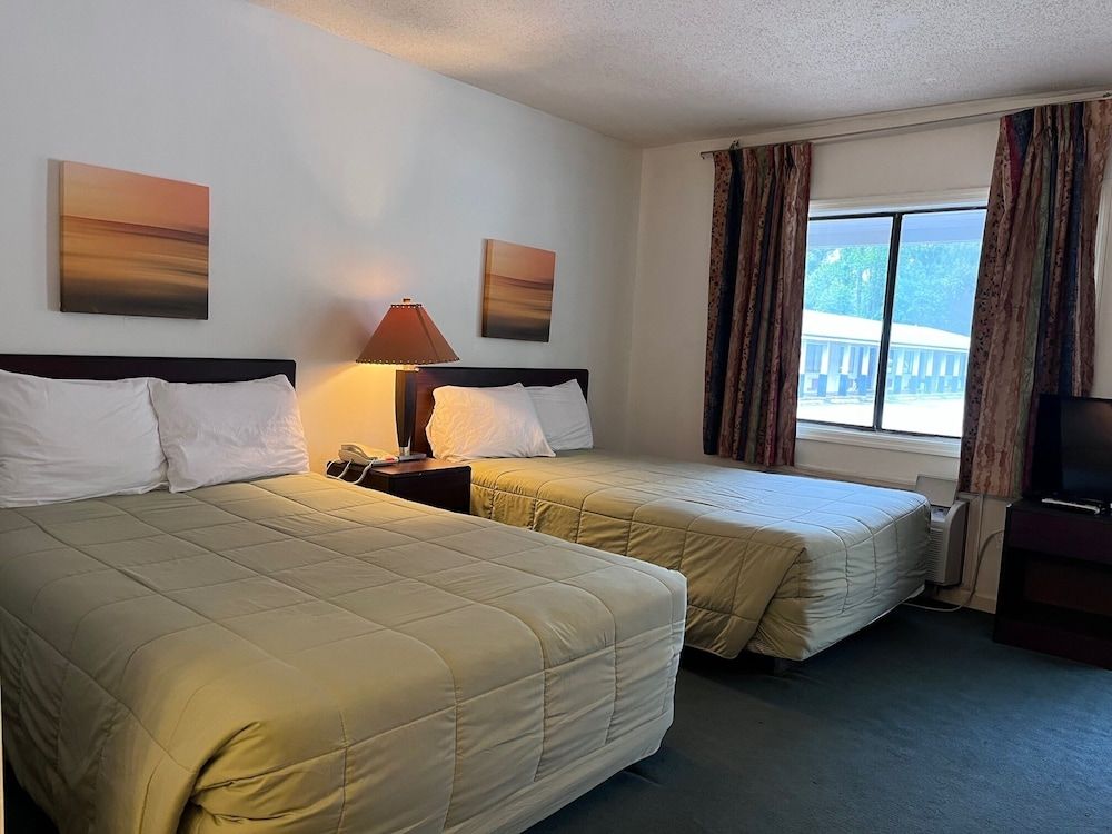 WINDTREE INN 3