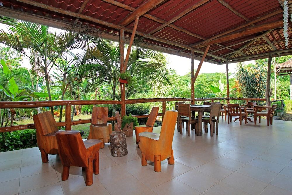 Natura Gardens Galápagos Hotel 2