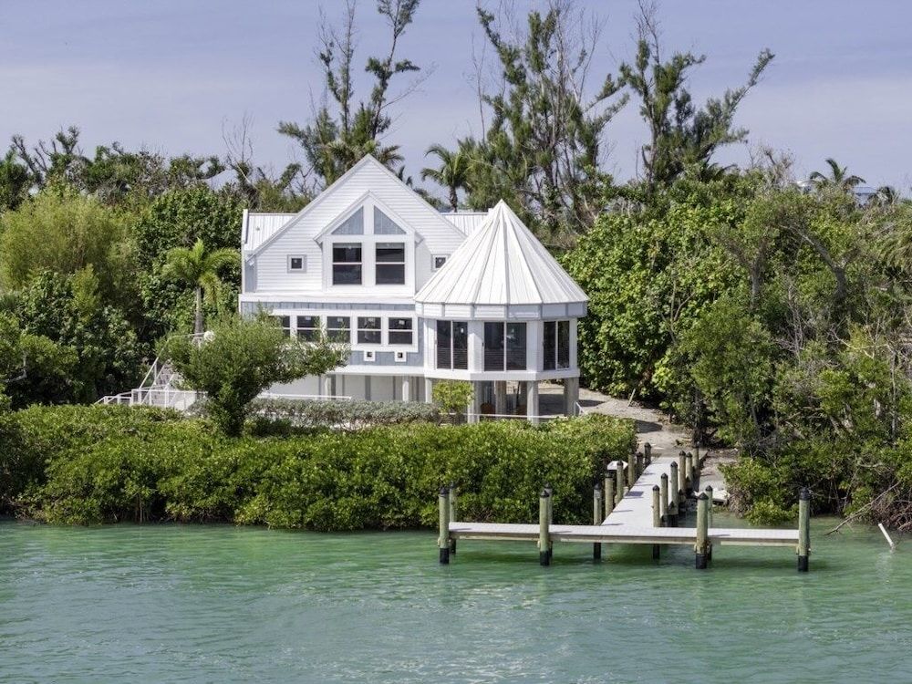 Holley House 4 Bedroom Home by RedAwning -1 estrellas en Captiva