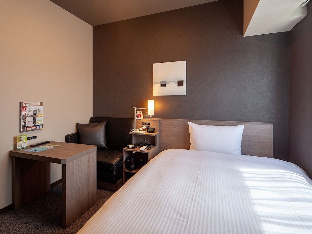 Hotel Route Inn Miyoshi Ekimae 2