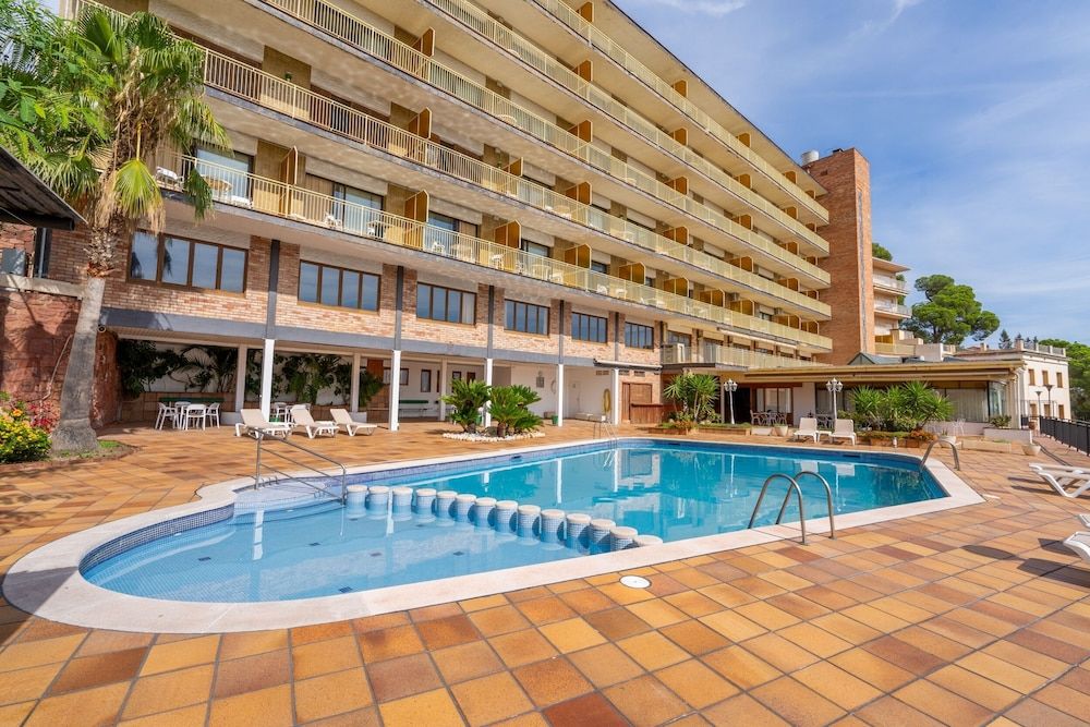 Hotel Can Fisa 2 estrellas en Corbera de Llobregat