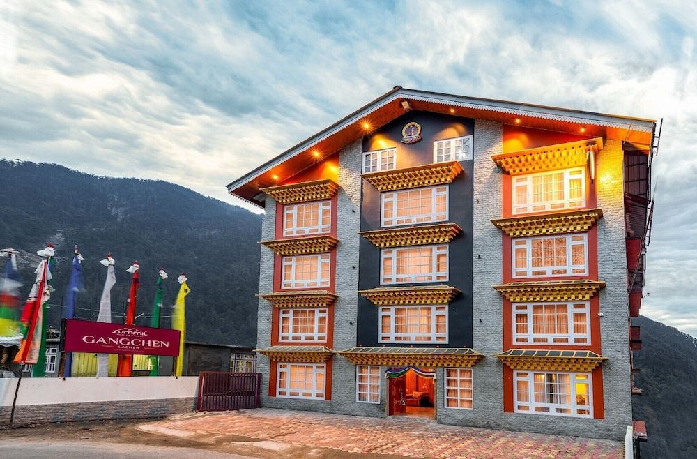 Summit Gangchen Hotel 3 estrellas en Lachen