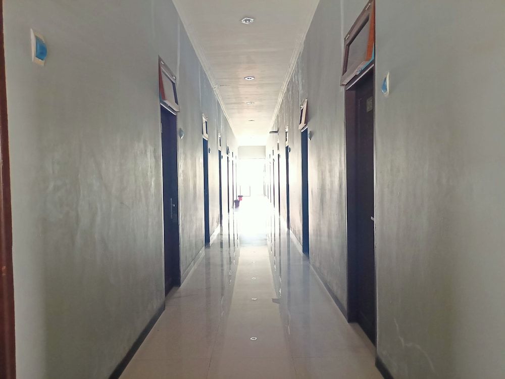 Hotel O Tri Homestay 3