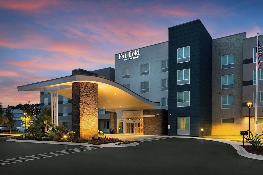 Fairfield Inn & Suites By Marriott Coastal Carolina Conway -1 estrellas en Conway