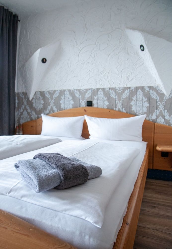 Terrassenhotel Seepromenade 3