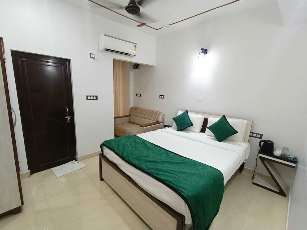 Hotel Aman Residency 2