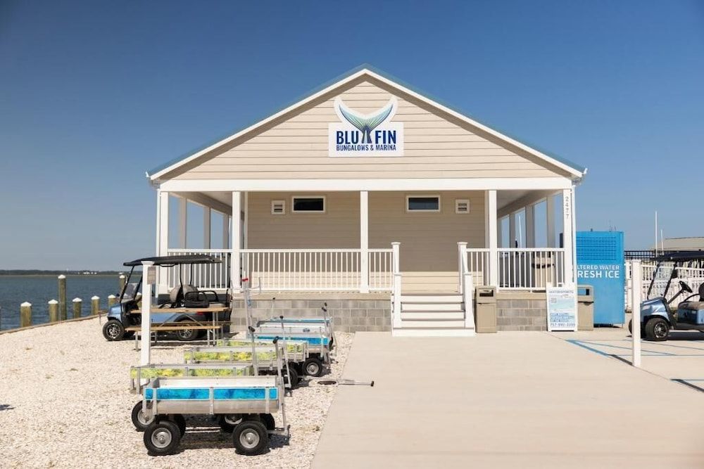 Blufin Bungalows & Marina 2