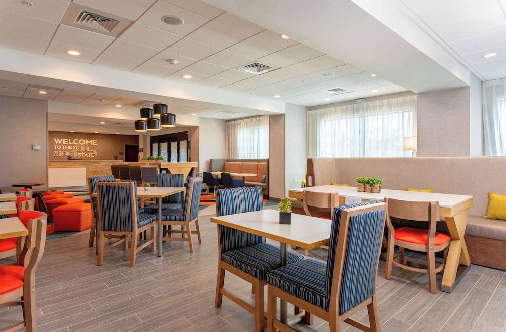 Hampton Inn Marianna I-10 2