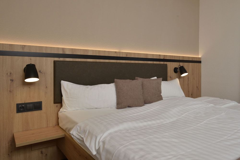 Hotel zur Post 3 Sterne S Altenahr 2
