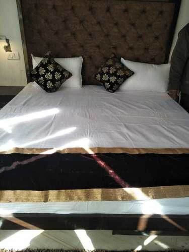 Blossom Bliss Resort 3