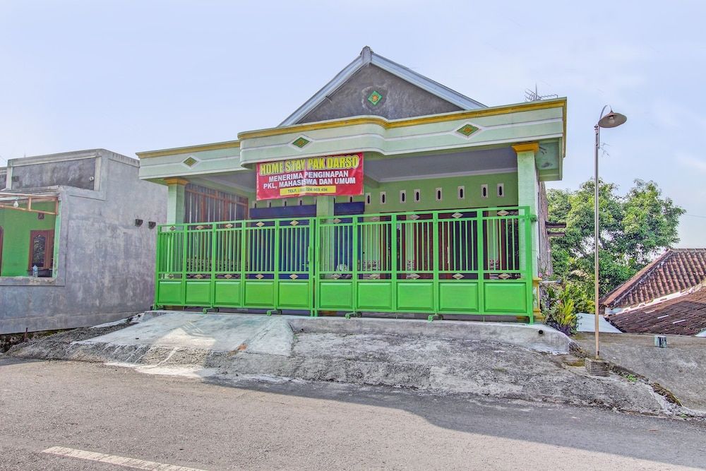 Hotel O Guest House Pak Darso 2 estrellas en Sragen