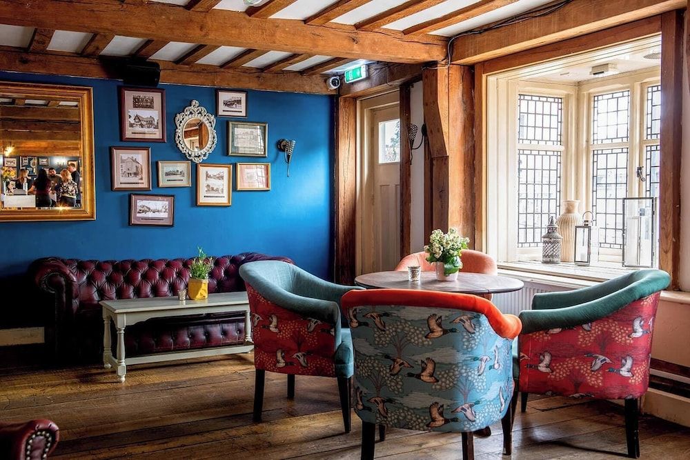 The Royal Oak Hotel 2