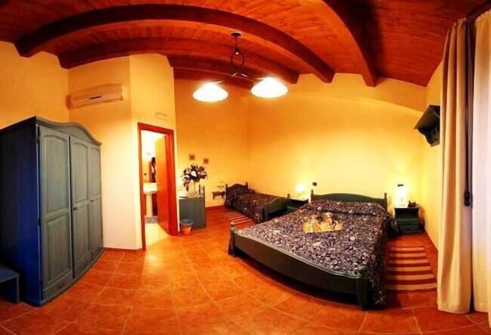 Turismo Rurale Al Benefizio -1 estrelas em Monforte San Giorgio Marina
