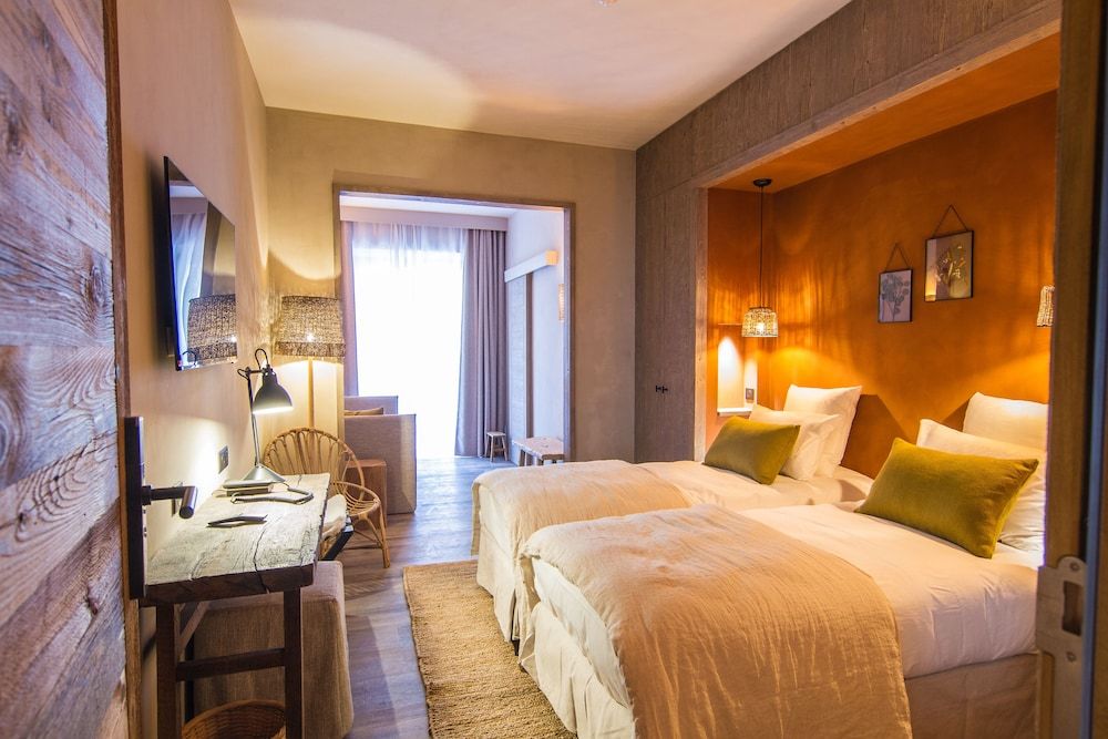 Hotel de la Roche 2