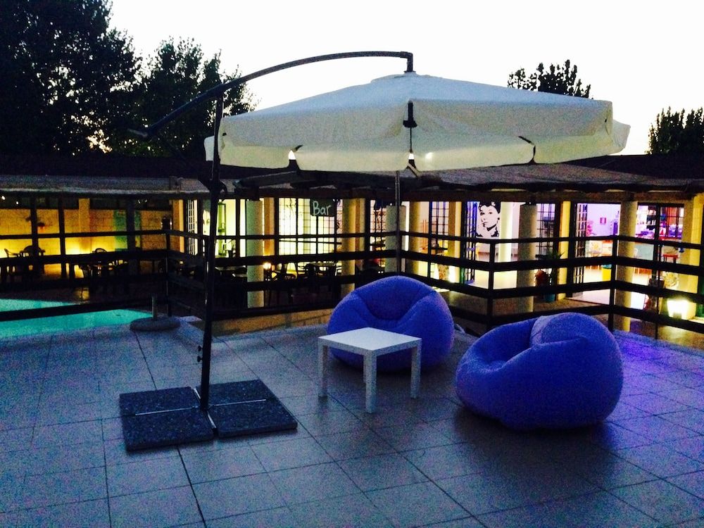 Meta Hotel Residence 2