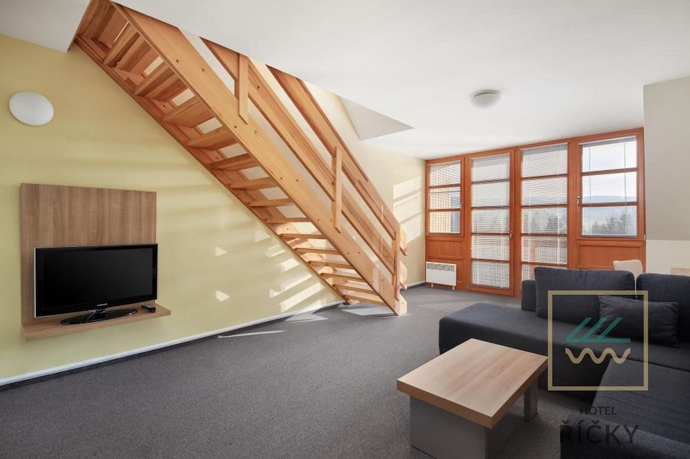 Wellness hotel Říčky 3