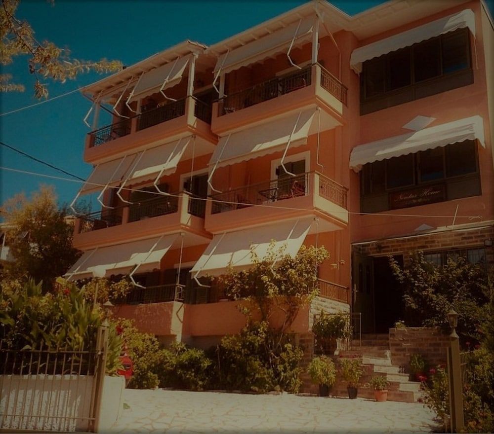 Nontas Home -1 estrellas en Kalamitsi