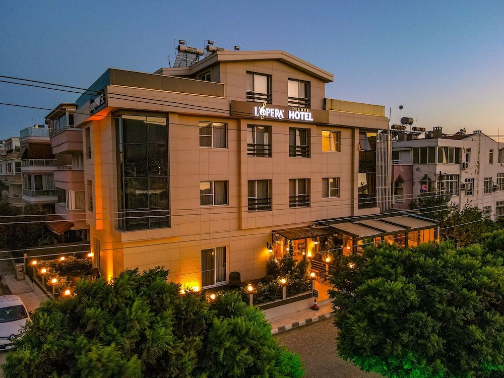 L'opera Deluxe Hotel 4 estrellas en Akçay