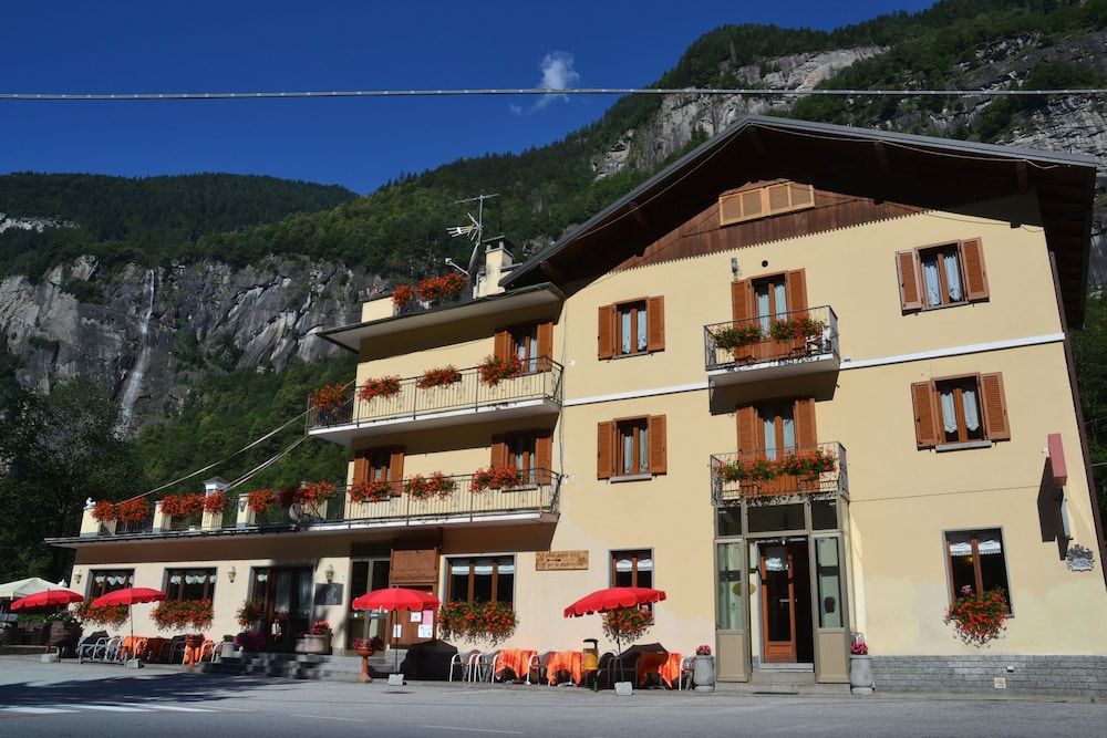 Hotel Monte Giove 2 estrelas em Cadarese